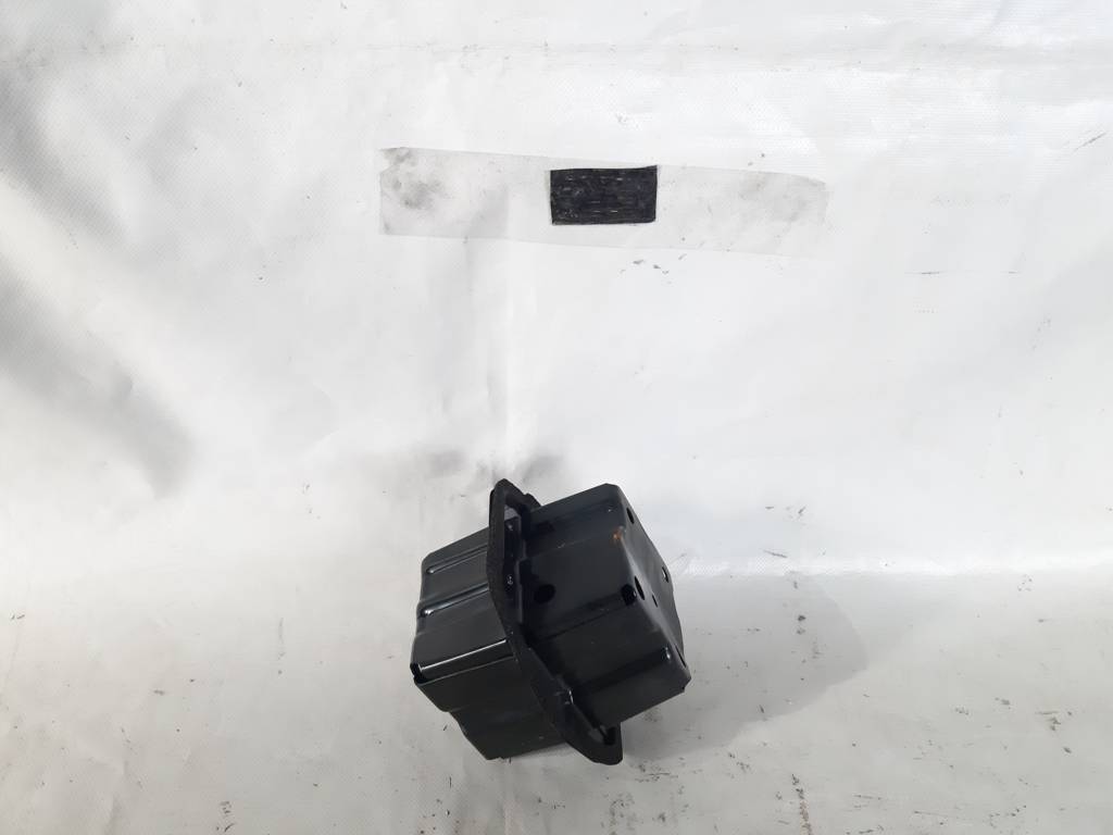 Camry Підсилювач панелі дверей задньої лівої внутрішній Toyota Camry 2015-2017 6705706040 Toyota Camry 2