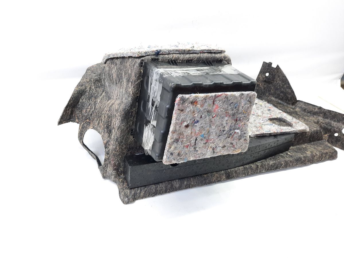 Ats Обшивка багажного отделения правая Cadillac ATS 2013-2018 23465069 Cadillac ATS 16