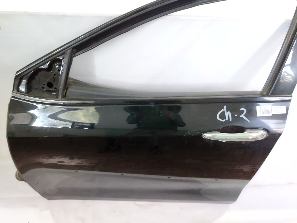 Dart Дверь передняя левая Dodge Dart 2012-2016 68158725AD Dodge Dart 16