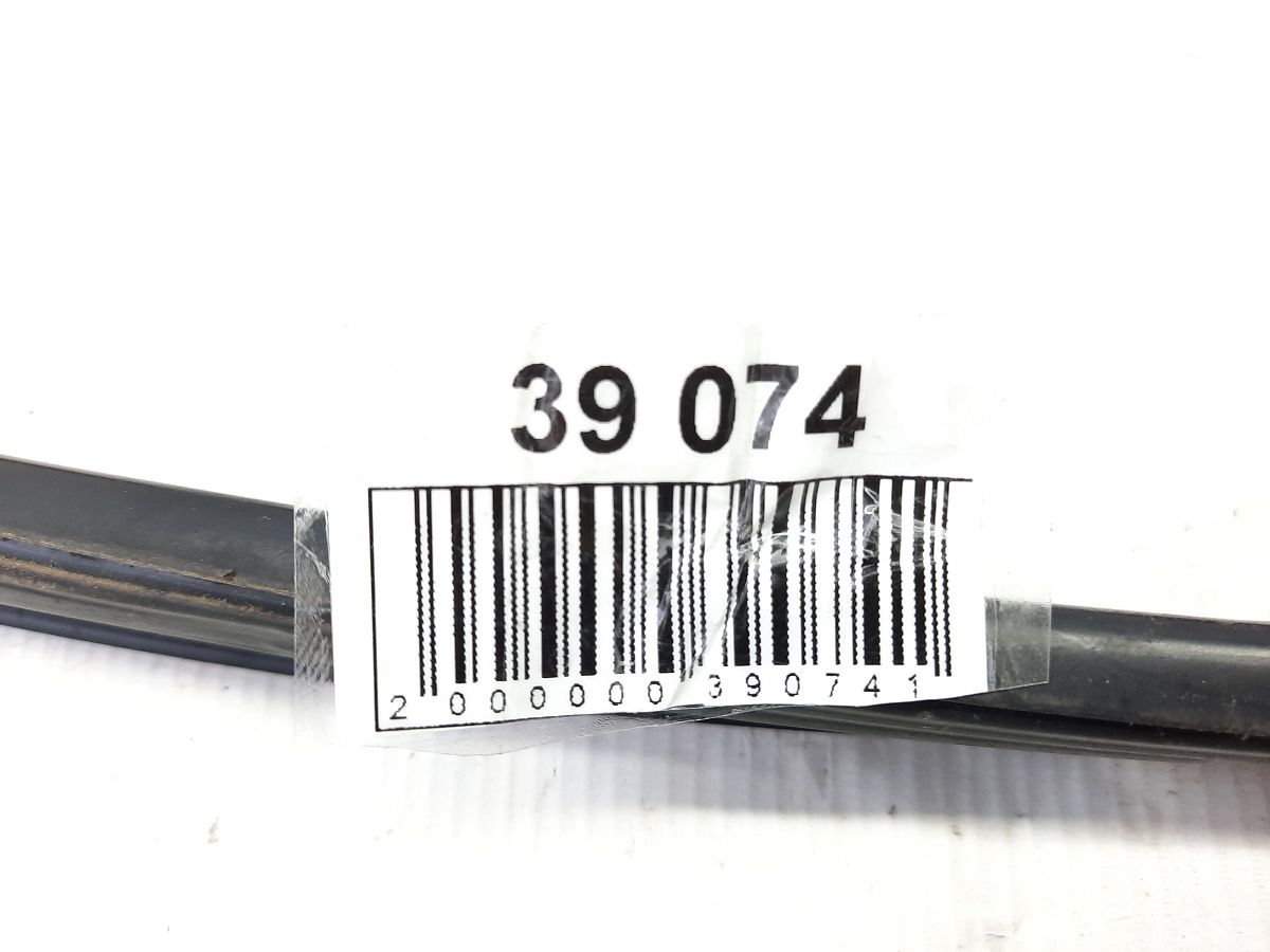 Cube Направляющая резинка стекла двери передней правой Nissan Cube 2009 803301FA2A Nissan Cube 6