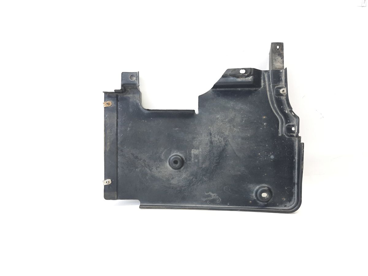 Ats. Захист днища задній правий Cadillac ATS 2016 22971716 Cadillac ATS