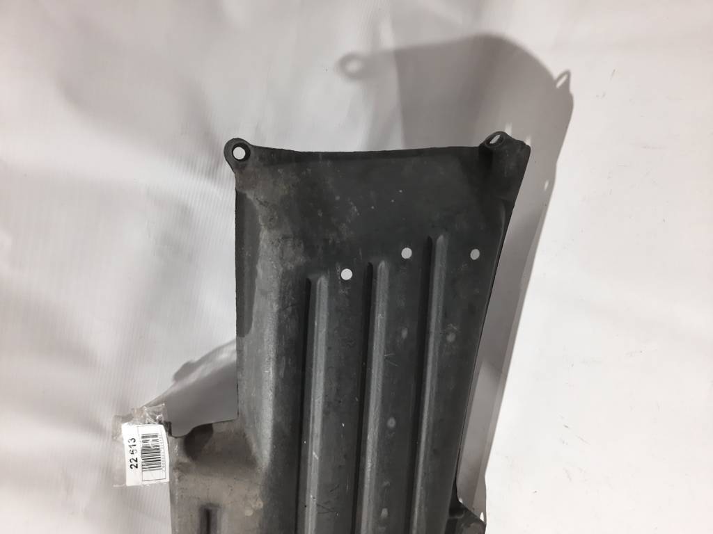 Sienna Захист днища передній правий Toyota SIENNA 2011-2020 5816508010 Toyota SIENNA 3