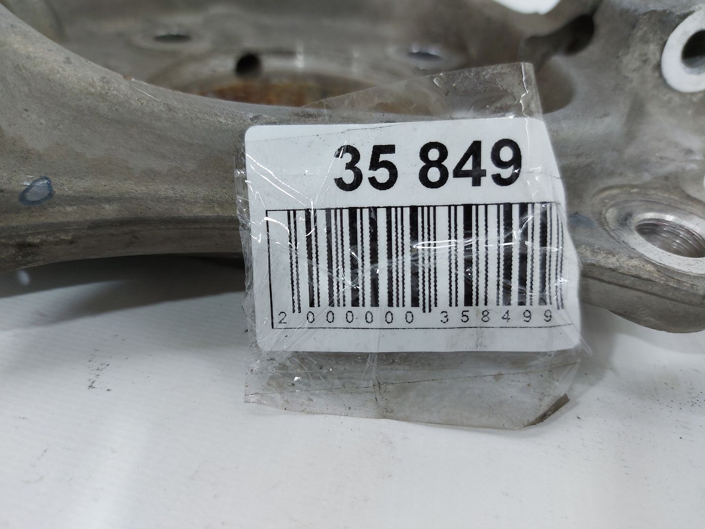 Dart Поворотный кулак передний правый Dodge Dart 2013-2019 68080585AD Dodge Dart 17