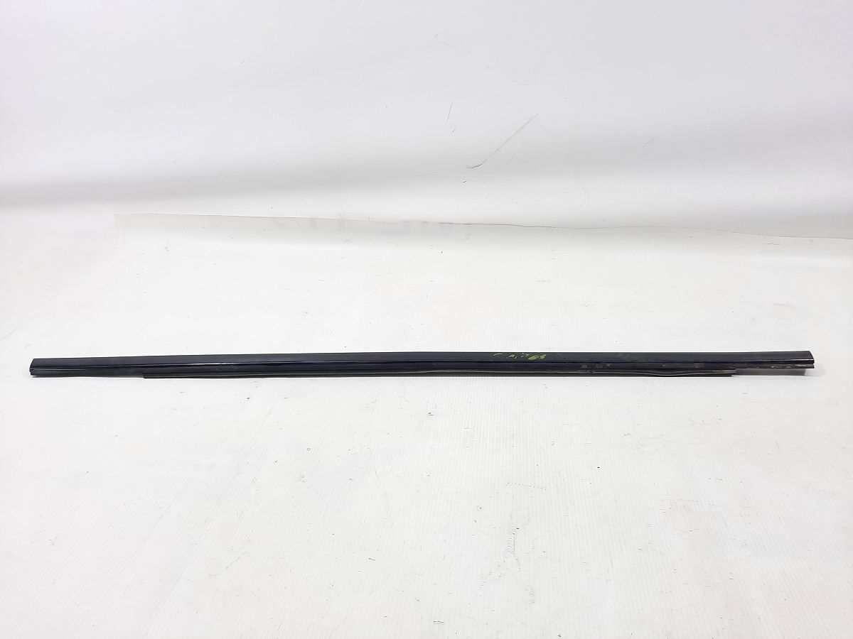 Dart. Ущільнювальна гумка скла двері задньої лівої зовнішня Dodge Dart 2013-2016 68085083AD Dodge Dart