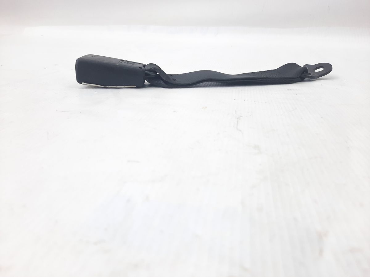 7 series Замок ременя безпеки задній центральний BMW 7 2011-2015 72117269508 BMW 7 3