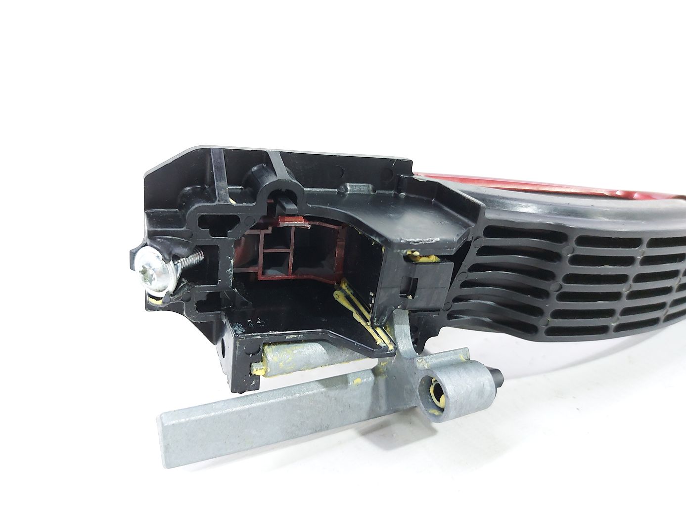 2 Ручка двери задней правой (красная) наружная Mazda 2 2011-2014 GS1D72410H11 Mazda 2 5