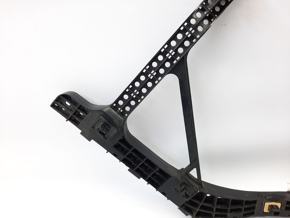 Insight Крепление бампера заднего правое Honda Insight 2010-2014 71593TM8A02 Honda Insight 11