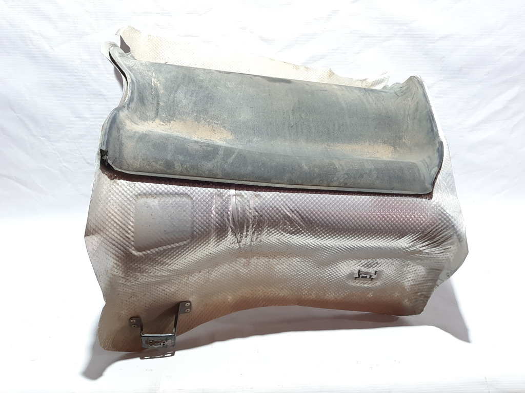 Rogue Теплоекран бака Nissan Rogue 2014-2019 172854BA0B Nissan Rogue 2