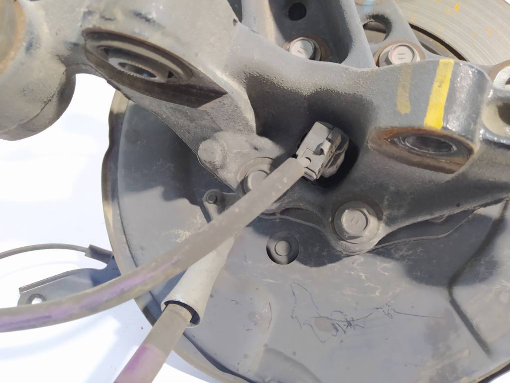 Camry Ступиця задня ліва Toyota Camry 2012-2018 4246006070 Toyota Camry 10