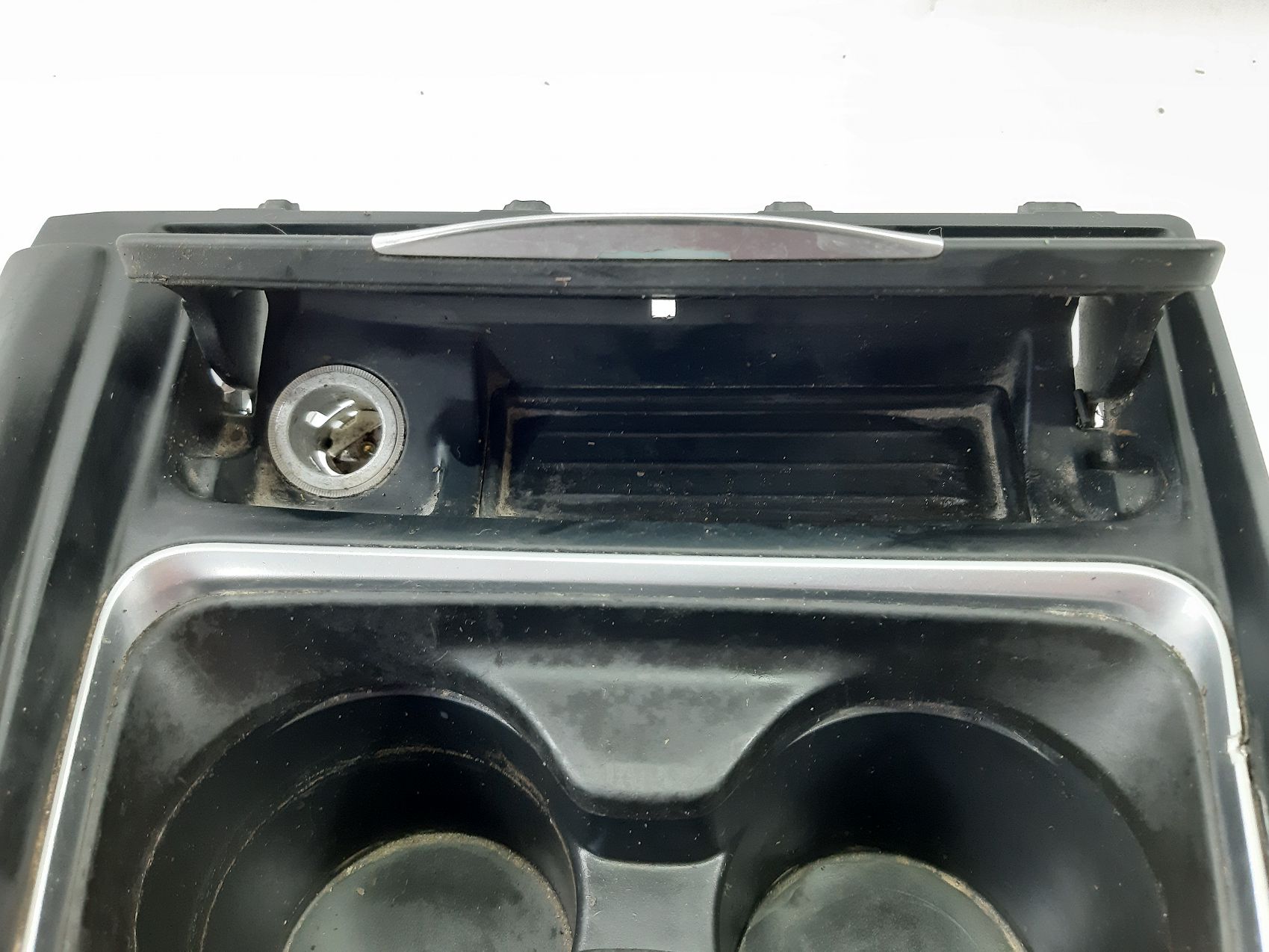 328i xdrive Підсклянник центральної консолі BMW 328i xDrive 2012-2015 51169218925 BMW 328i xDrive 6