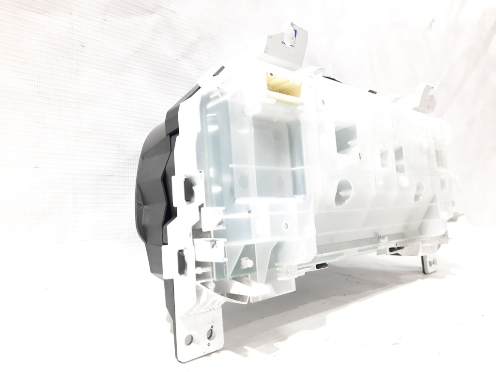 3 Приборная панель Mazda 3 2017 B63C55214 Mazda 3 6