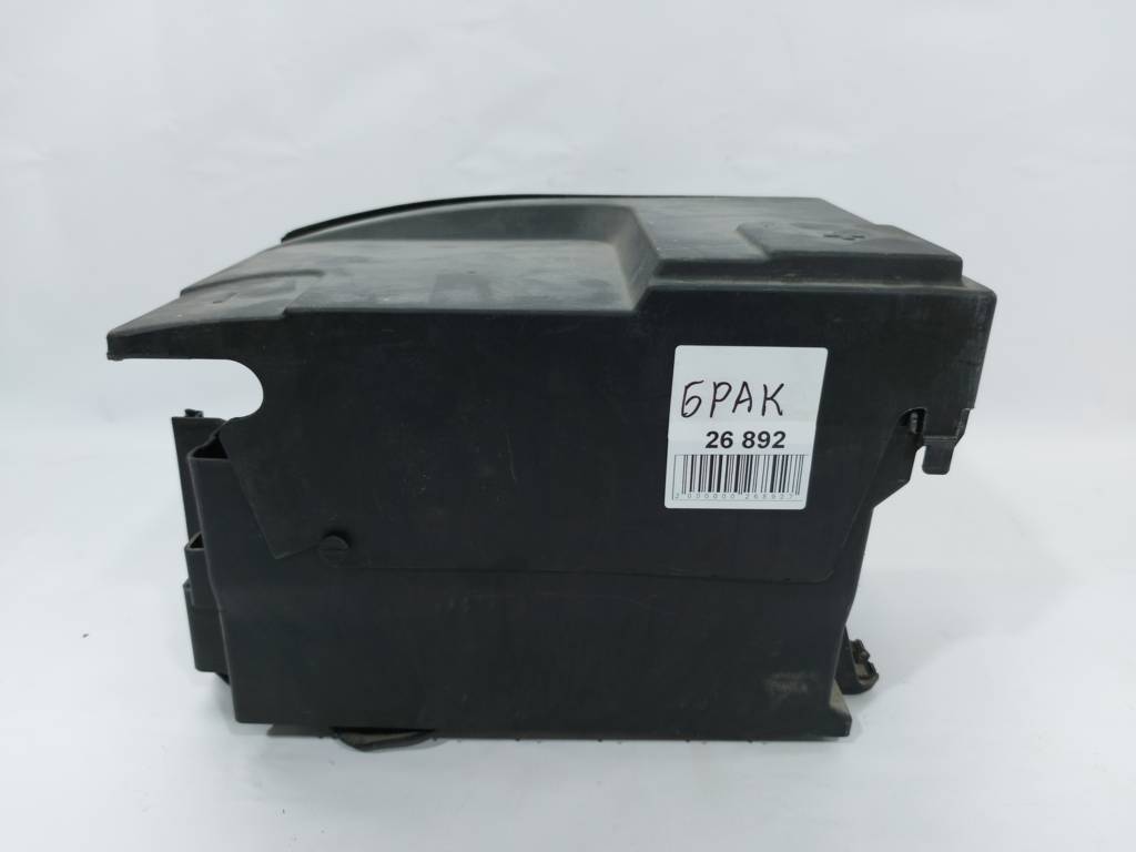 Regal. Корпус АКБ (дефект) Buick Regal 2010-2020 23128537 Buick Regal