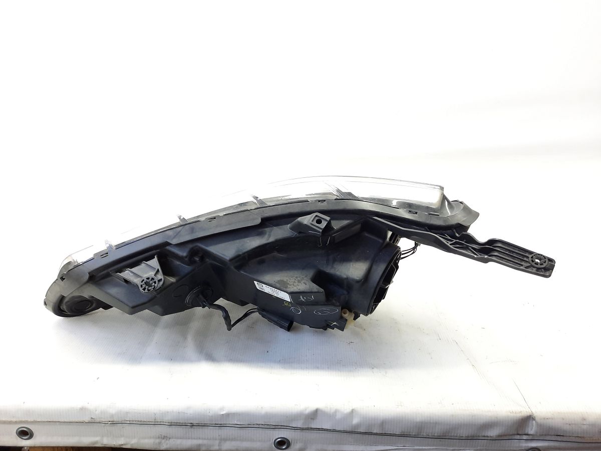 Malibu Фара передня права Chevrolet Malibu 2016-2018 84653388 Chevrolet Malibu 15