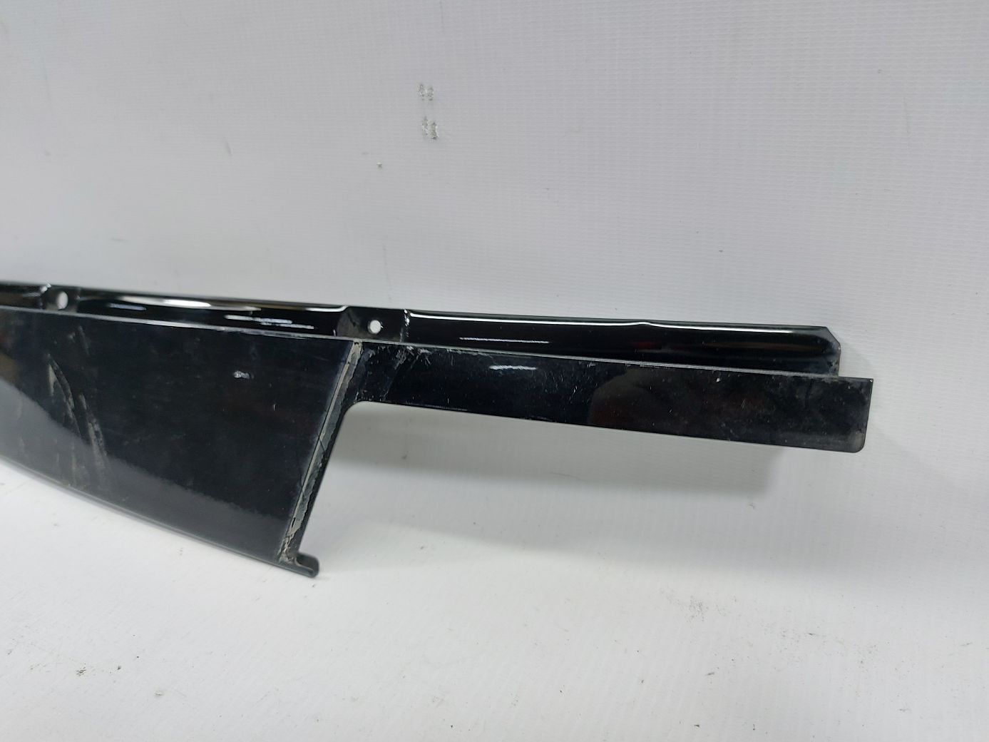 Dart Накладка стійки дверей передньої правої Dodge Dart 2013-2016 68082730AE Dodge Dart 2