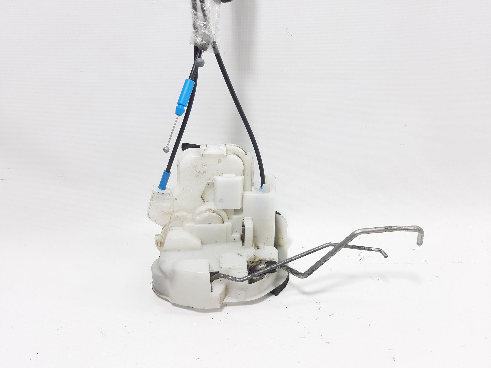 Legacy Замок двери передней левой Subaru Legacy 2010-2014 61032AJ01A Subaru Legacy 2