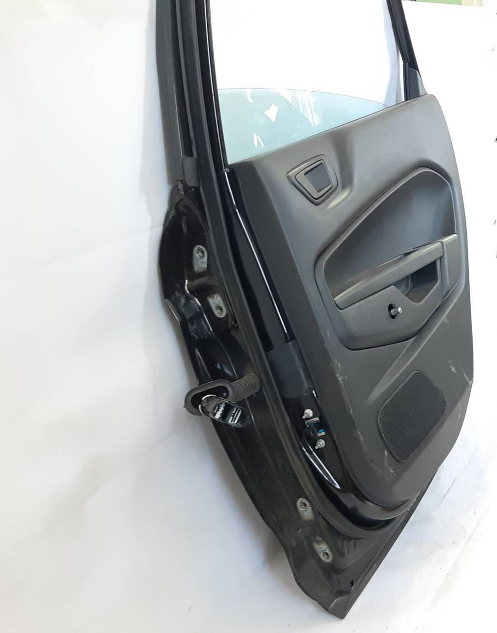 Fiesta sedan Двері задні праві Ford Fiesta sedan 2011-2019 G2BZ5424630A Ford Fiesta sedan 6