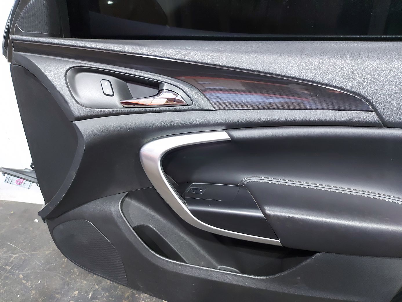 Regal Двері передні праві в зборі Buick Regal 2011-2017 20987624 Buick Regal 11