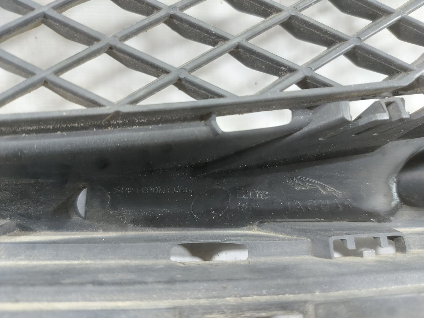 Xf Заглушка ПТФ права Jaguar XF 2012-2015 C2Z16207 Jaguar XF 2 Xf Заглушка ПТФ права Jaguar XF 2012-2015 C2Z16207 Jaguar XF 2