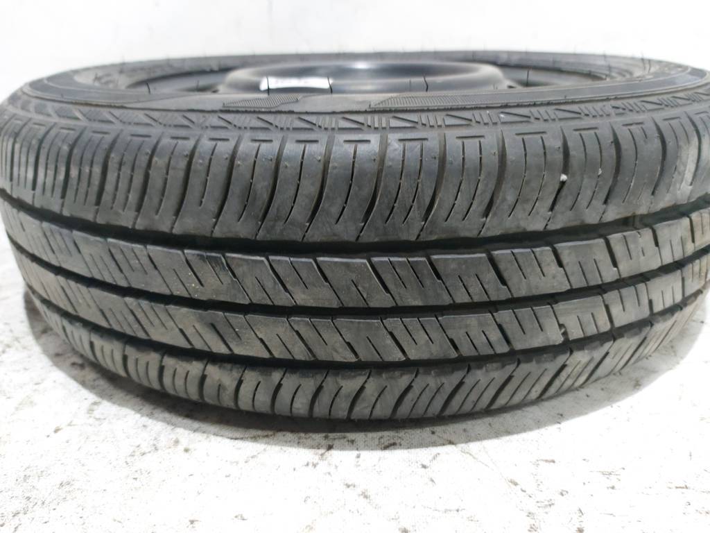 Prius c Диск колёсный с резиной R15 Toyota Prius C 2012-2019 4261152770 Toyota Prius C 23