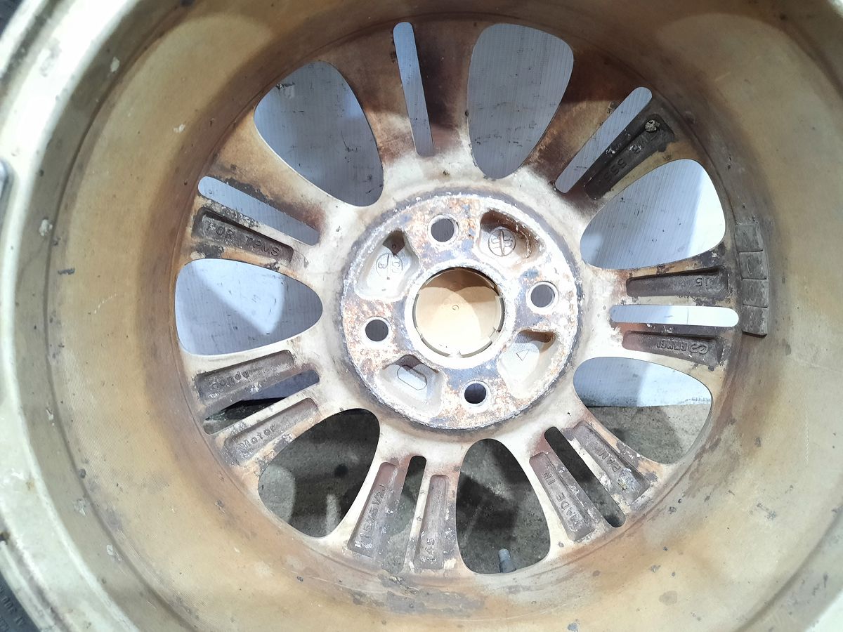 Insight Колісний диск R15 Honda Insight 2010-2011 42700TM8A81 Honda Insight 24