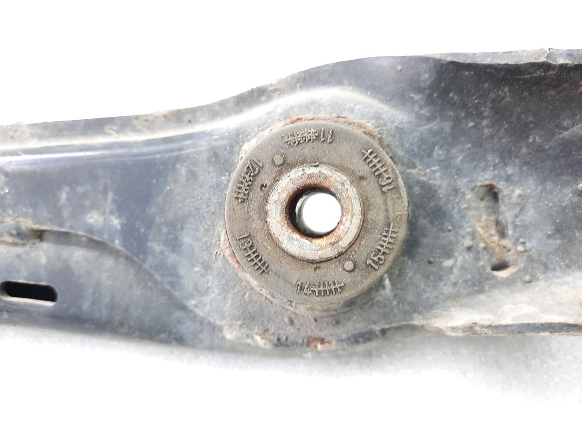 Dart Рычаг задний левый/правый нижний Dodge Dart 2013-2019 68080590AE Dodge Dart 11