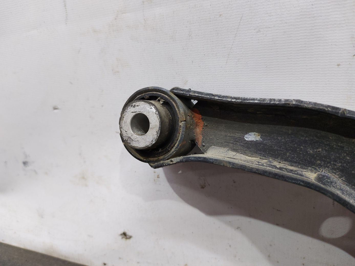 Malibu Важіль задній лівий верхній Chevrolet Malibu 2016-2021 84149391 Chevrolet Malibu 6