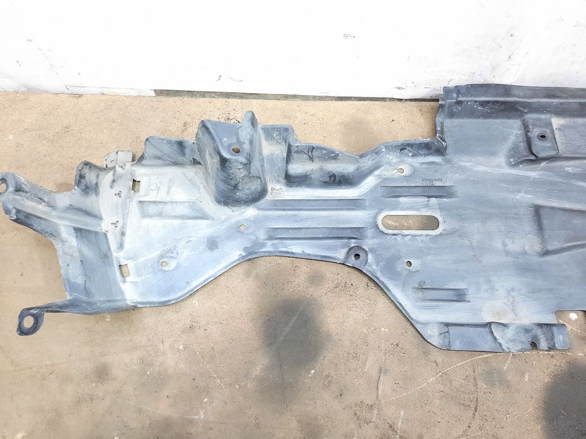 200 limited Защита днища левая Chrysler 200 Limited 2015-2017 68102929AC Chrysler 200 Limited 4