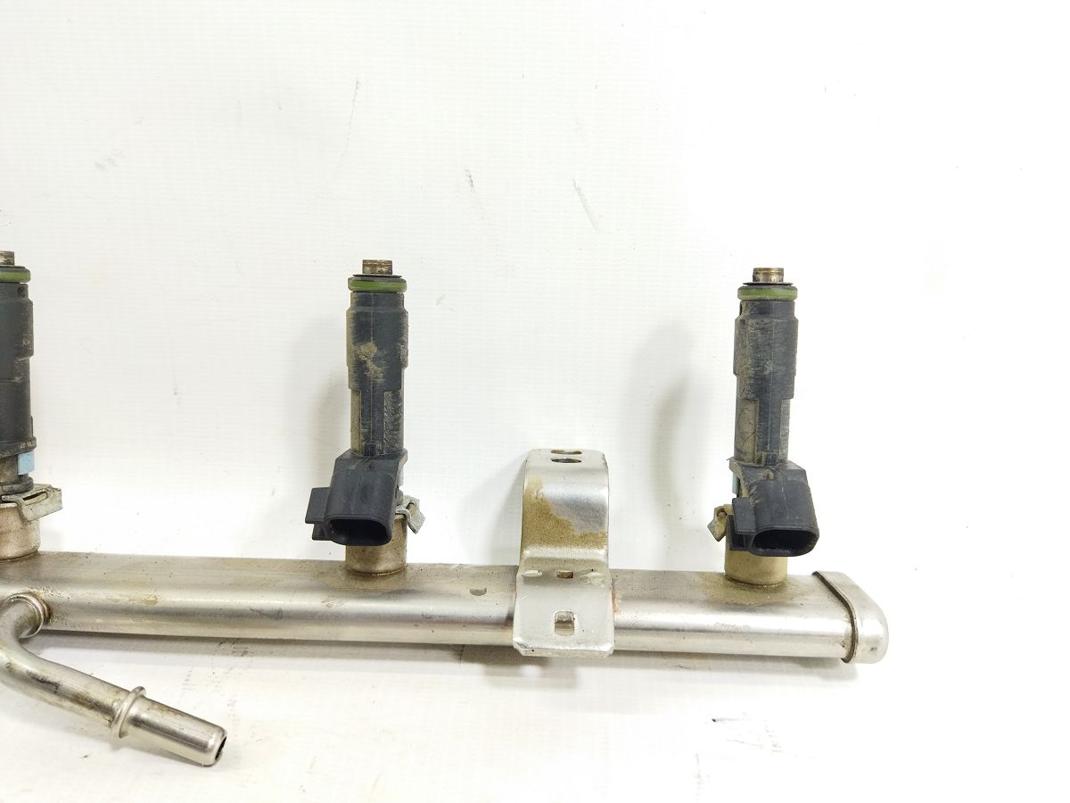 200 limited Паливна рейка з форсунками Chrysler 200 Limited 2015-2017 4593987AC Chrysler 200 Limited 3