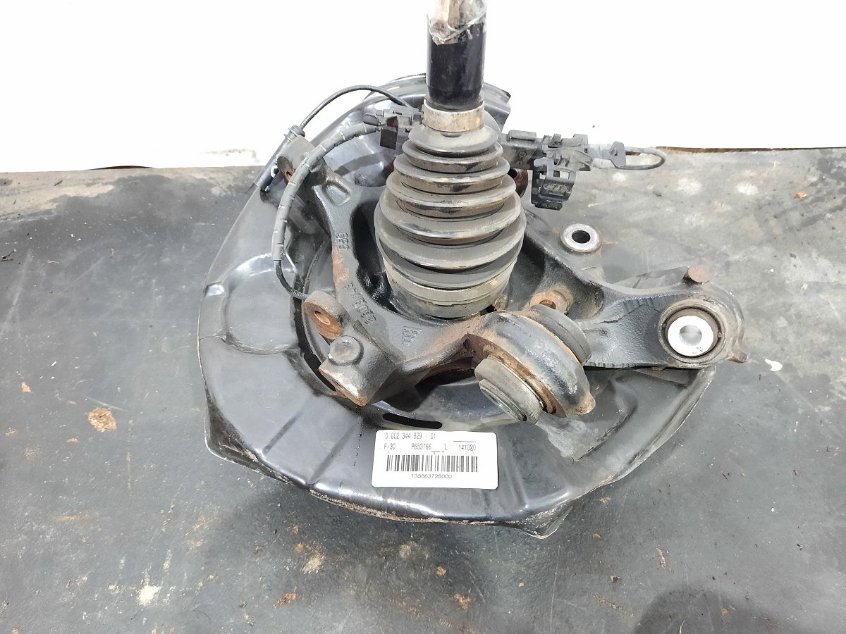 328i xdrive Поворотний кулак задній лівий з напіввіссю та датчиком ABS BMW 328i xDrive 2013-2016 33326792523 BMW 328i xDrive 4