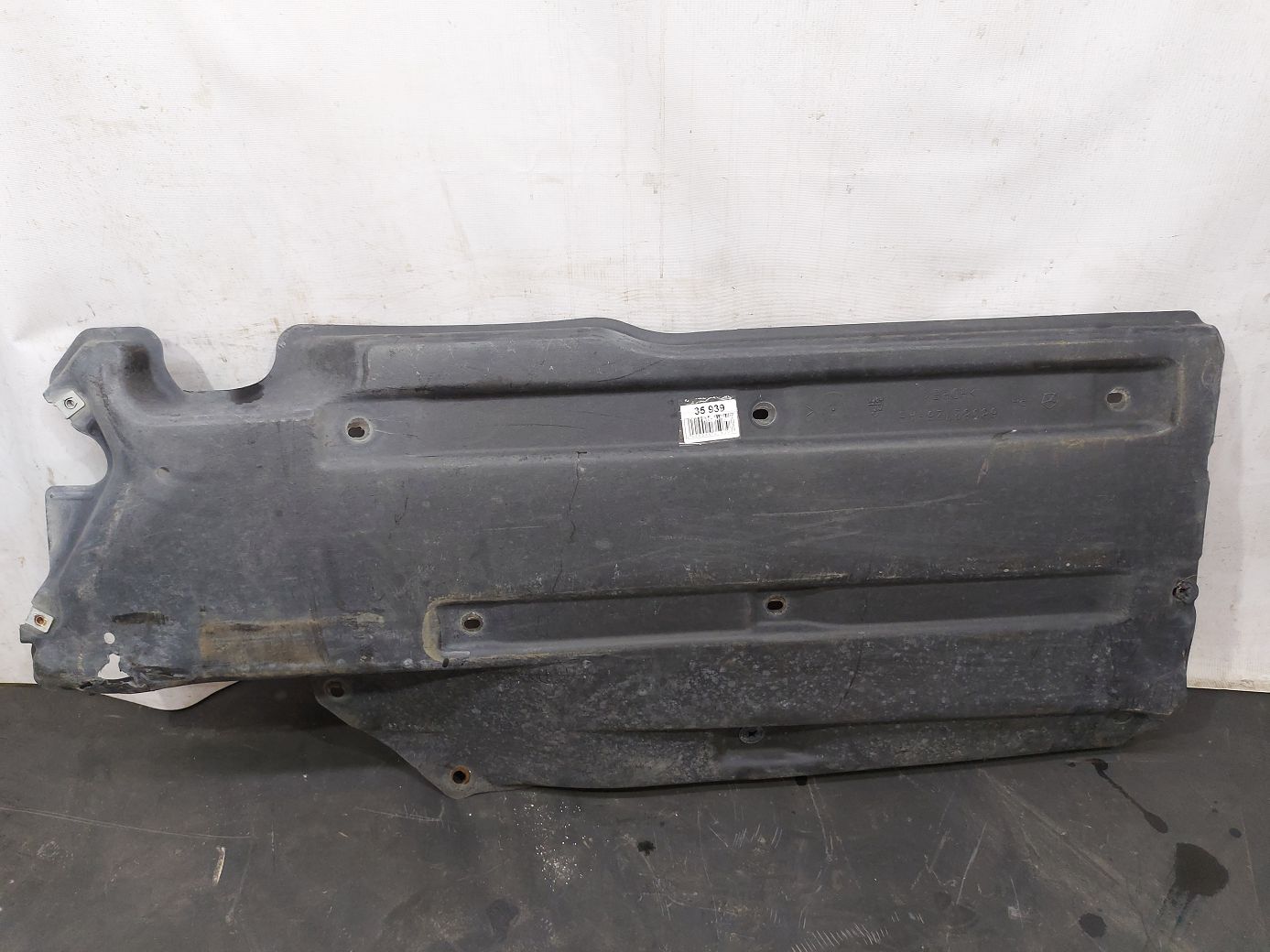 Dart. Захист днища передній правий Dodge Dart 2013-2019 68082726AD Dodge Dart