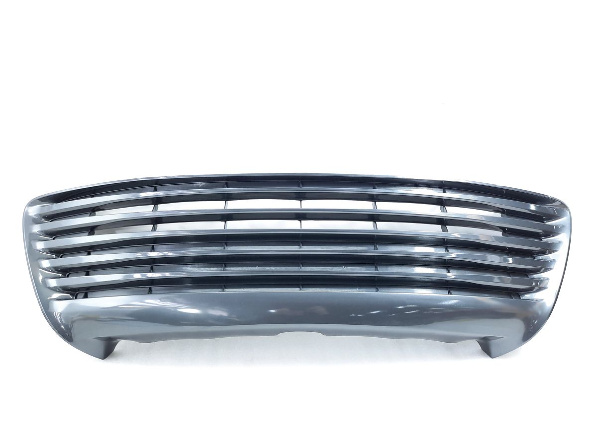 Товары с дефектами. Решетка радиатора нижняя LE (слом крепление) Toyota Camry `2015-2017 5311206260 Toyota Camry