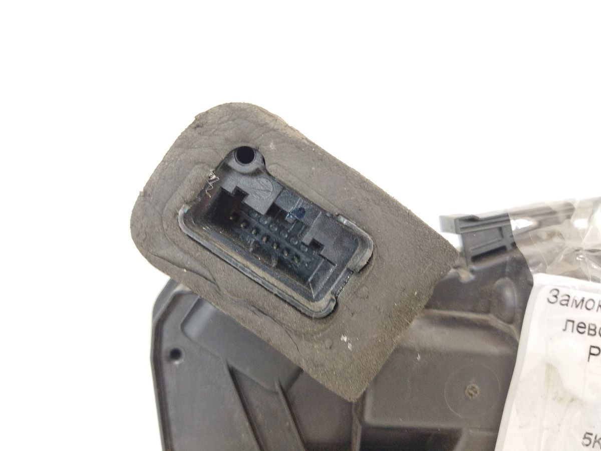 Passat Замок двери задней левой Volkswagen Passat 2012-2019 5K4839015S Volkswagen Passat 3