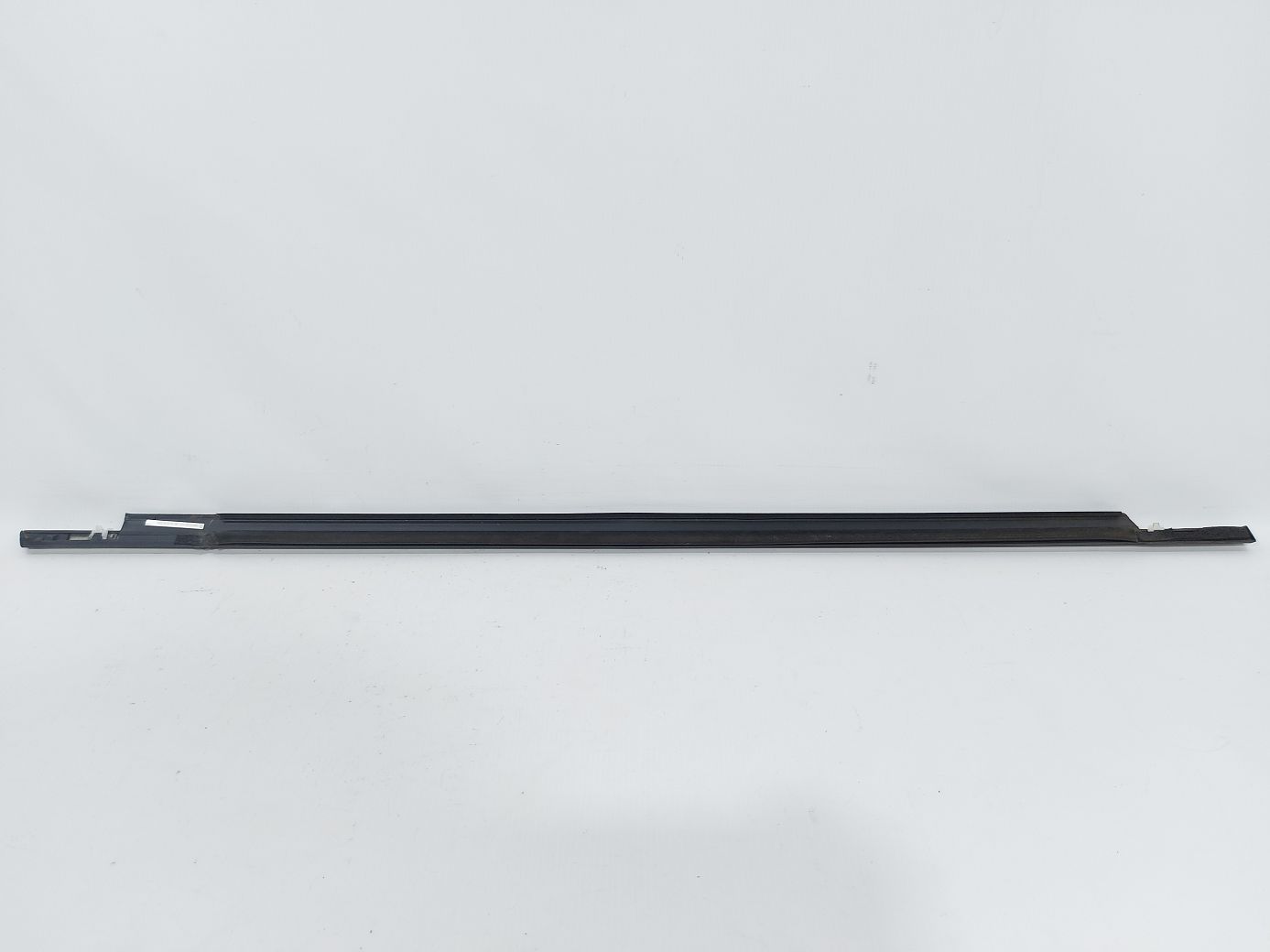 Equinox Ущільнювальна гумка скла передньої лівої двері зовнішня Chevrolet Equinox 2011-2017 23193172 Chevrolet Equinox 4