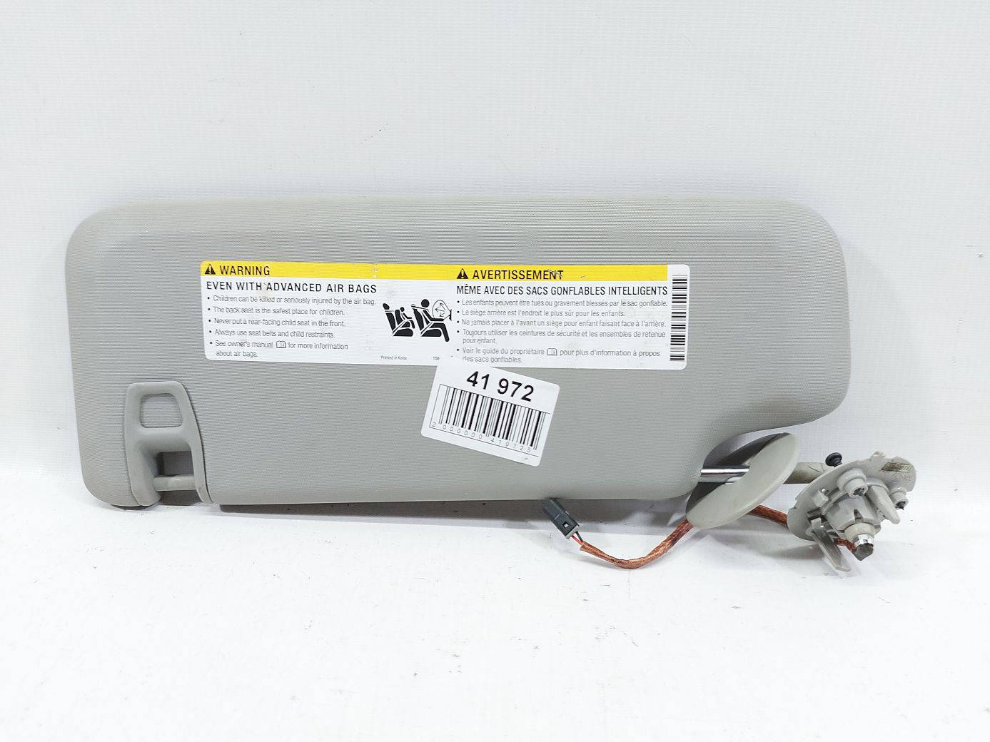 Regal Козирок сонцезахисний правий Buick Regal 2011-2017 22800052 Buick Regal 3