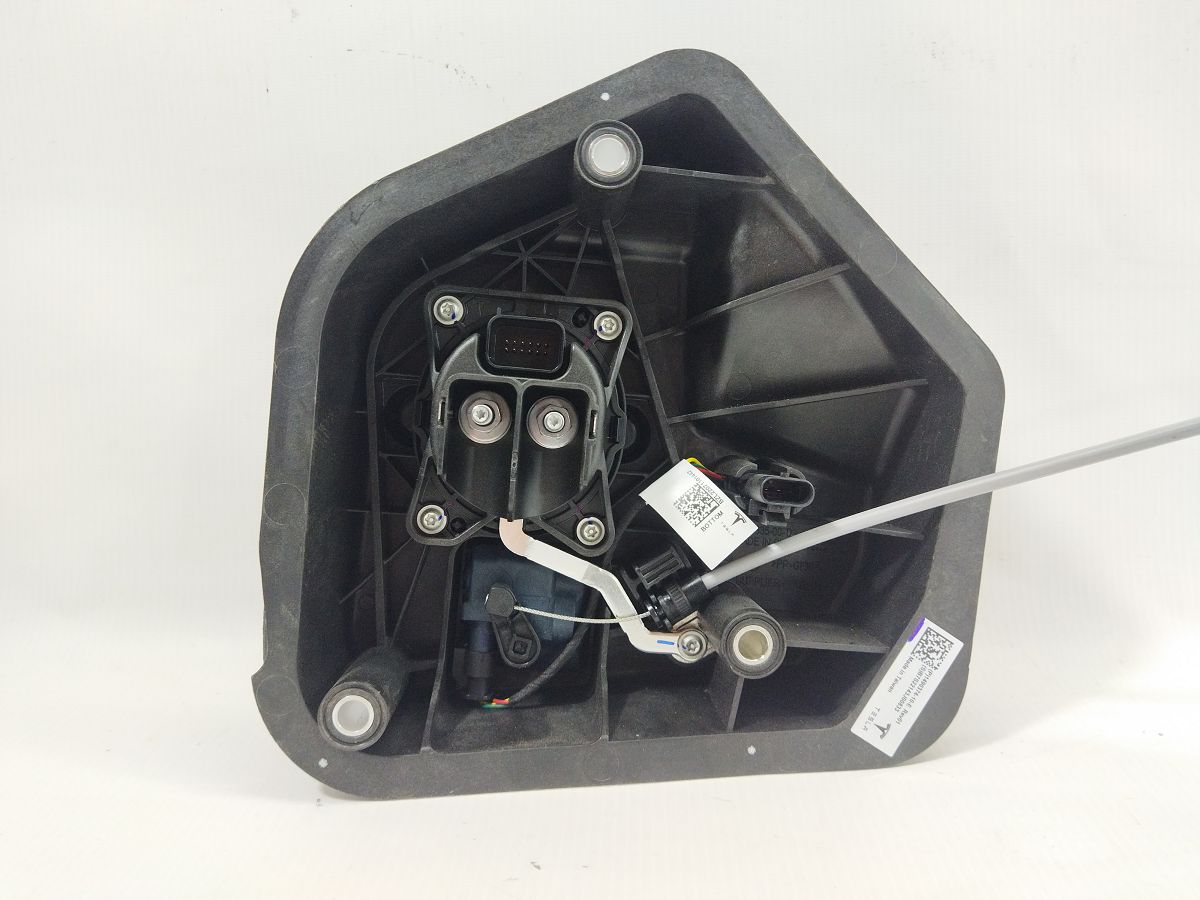 Model 3 Порт зарядки Tesla Model 3 2020-2024 149037410E Tesla Model 3 4