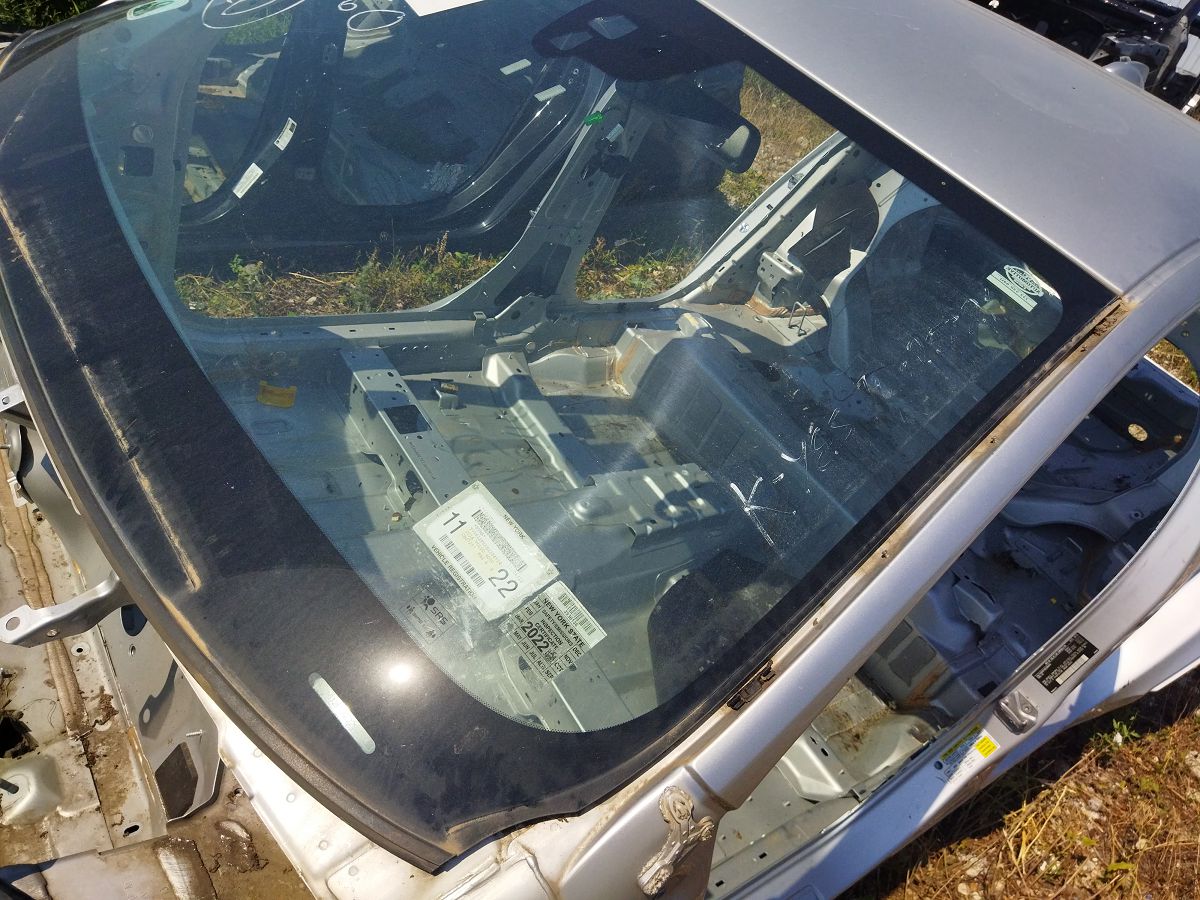 S60 Скло лобове Volvo S60 2013-2018 31402732 Volvo S60 2