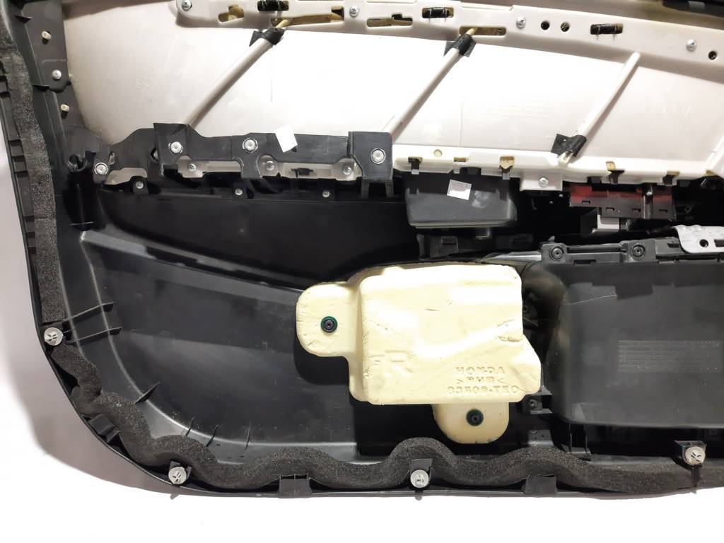Accord Карта дверей передньої правої Honda Accord 2008-2012 83520-TE0-A52ZB Honda Accord 6