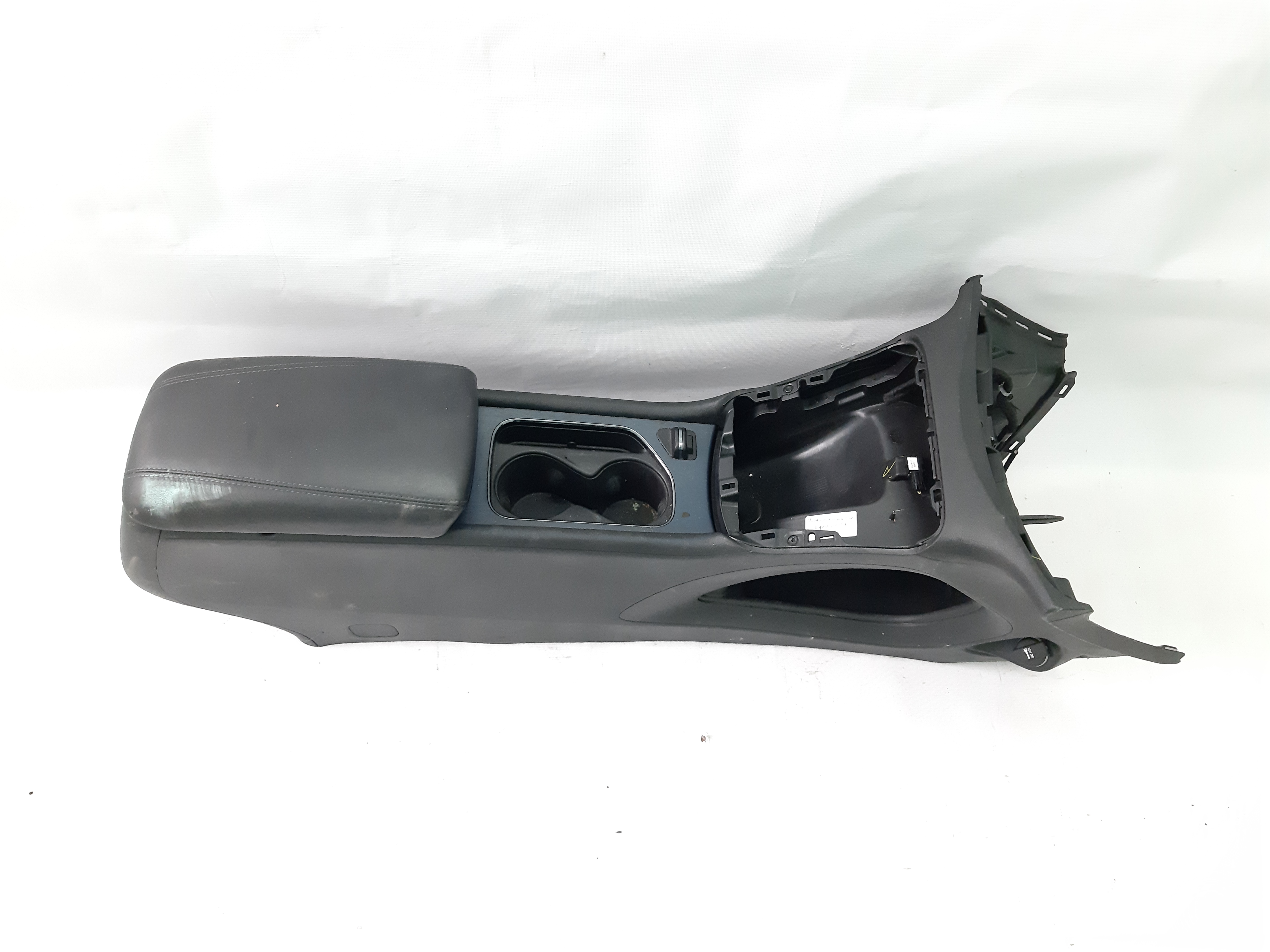 200 limited Центральная консоль Chrysler 200 Limited 2015-2017 5UQ80DX9AB Chrysler 200 Limited 32