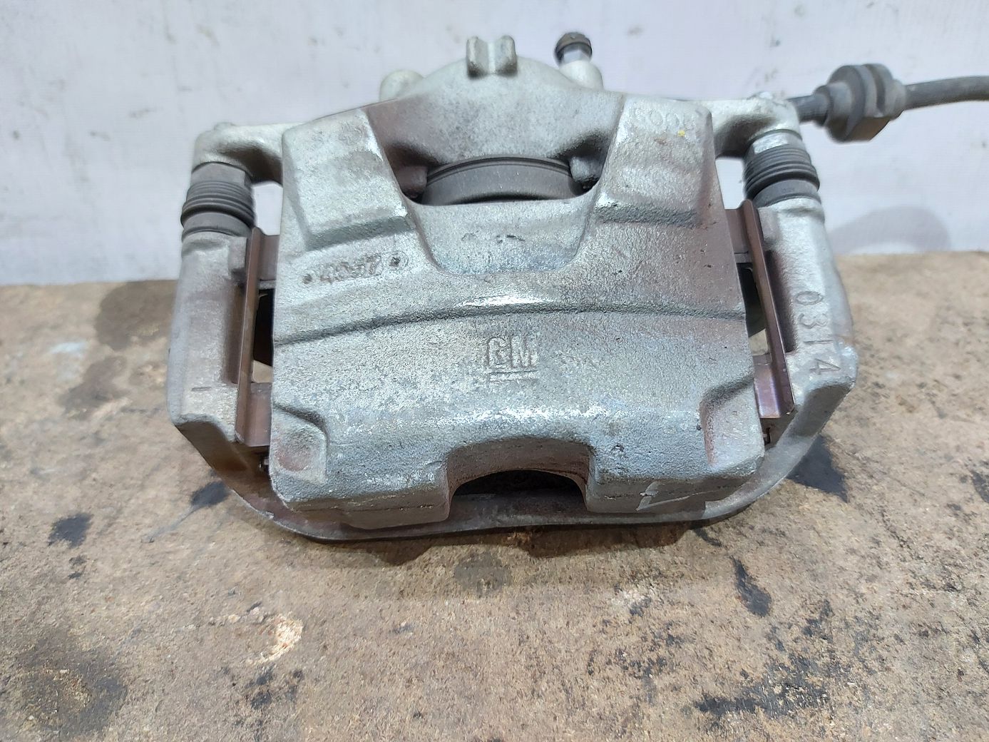 Volt Супорт гальмівний передній лівий Chevrolet Volt 2011-2015 13301226 Chevrolet Volt 5 Volt Супорт гальмівний передній лівий Chevrolet Volt 2011-2015 13301226 Chevrolet Volt 5