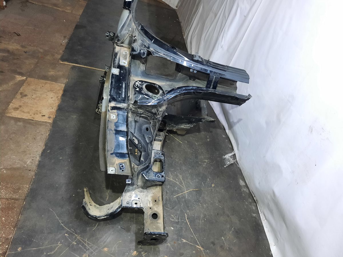 Passat s Четверть передняя правая Volkswagen Passat S 2012-2015 561803092A Volkswagen Passat S 9