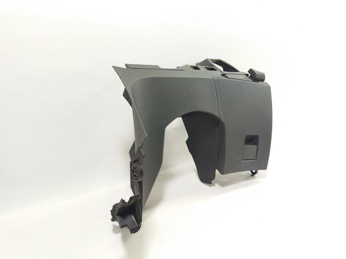 Regal Накладка торпеди нижня ліва Buick Regal 2014-2017 22846680 Buick Regal 2