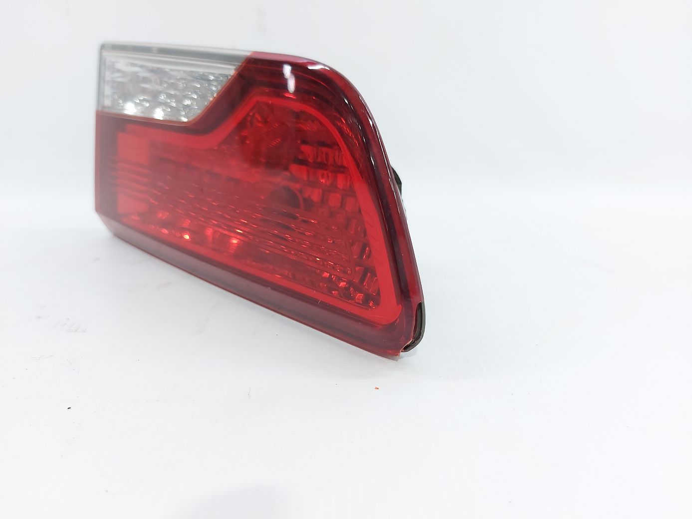 Forte koup Ліхтар кришки багажника правий Kia Forte Koup 2010-2013 924041M300 Kia Forte Koup 2
