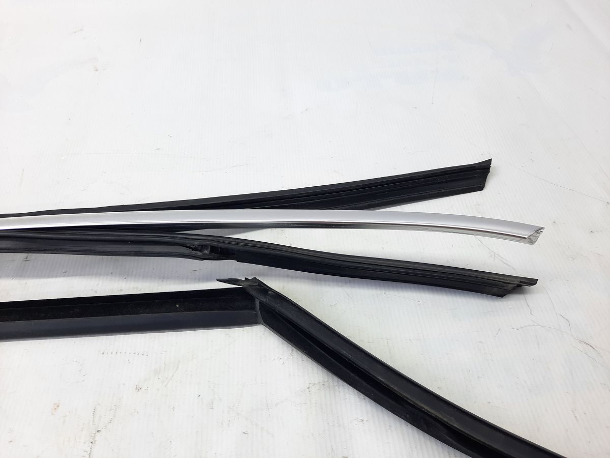 Passat s Молдинг двери передней правой наружный верхний Volkswagen Passat S 2012-2020 561837432JVNH Volkswagen Passat S 7
