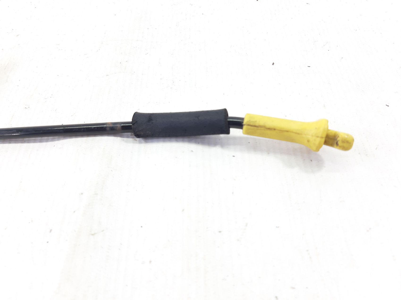 Rio Упор капота Kia Rio 2012-2017 811701W000 Kia Rio 2 Rio Упор капота Kia Rio 2012-2017 811701W000 Kia Rio 2