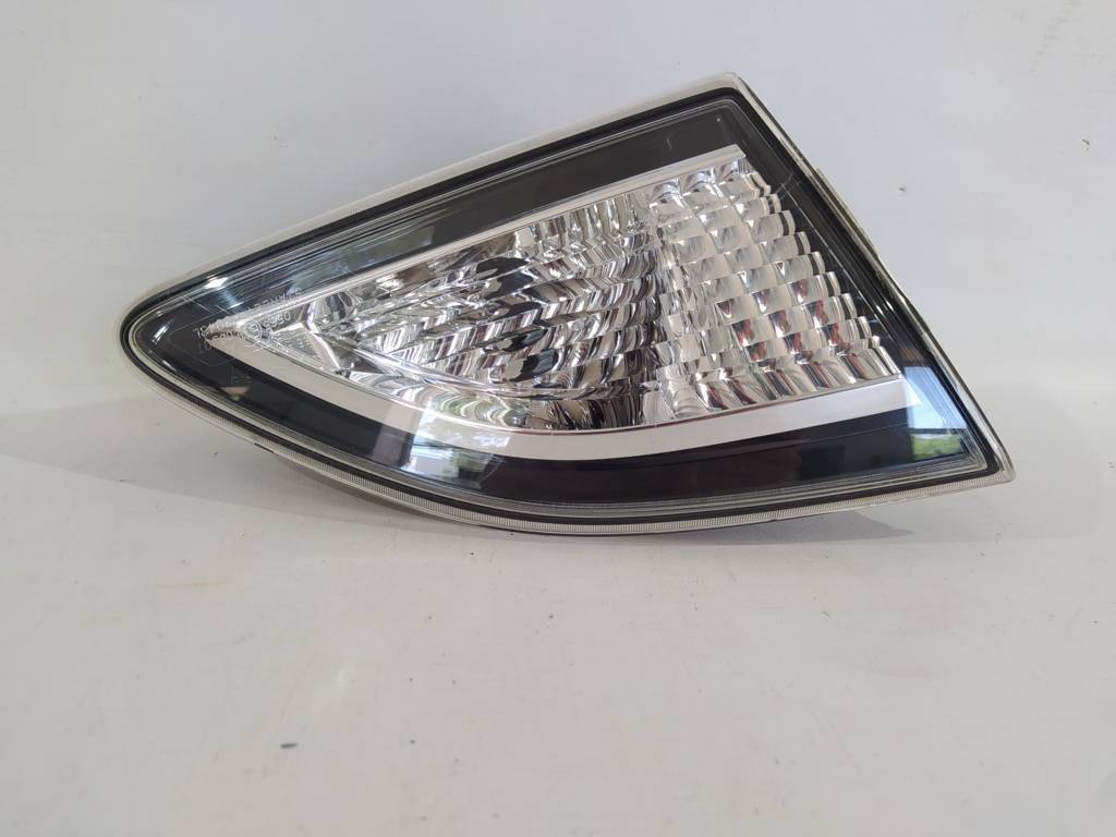 3 Фонарь крышки багажника левый Sedan Mazda 3 2010-2013 BBM4513G0H Mazda 3 10