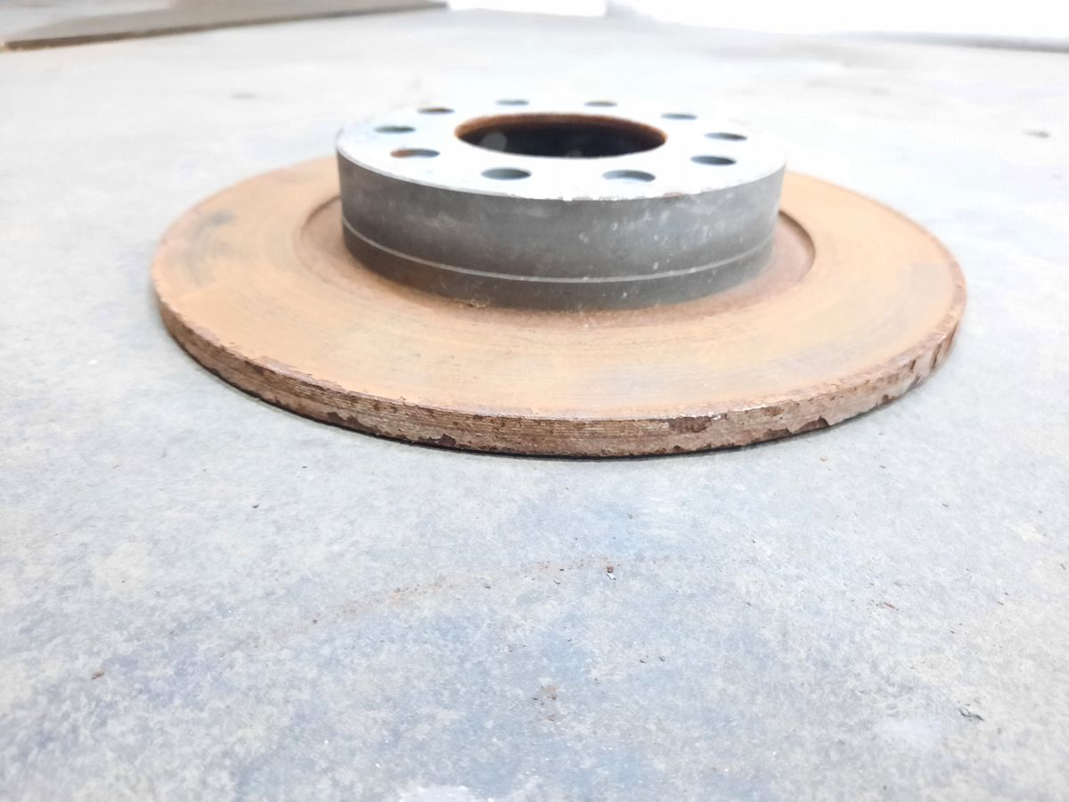 Dart Диск гальмівний задній лівий/правий Dodge Dart 2013-2019 68082121AB Dodge Dart 9