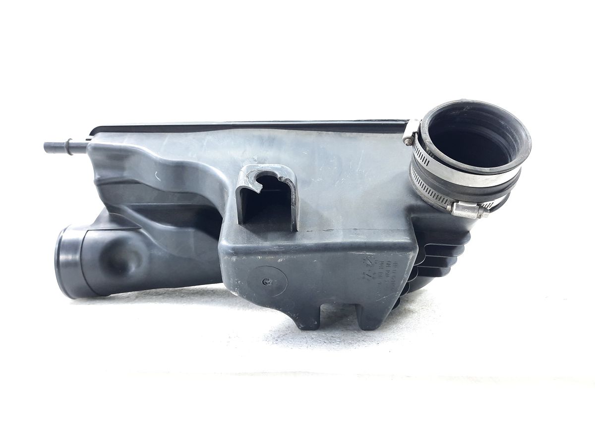 Ats Резонатор повітряного фільтра Cadillac ATS 2013-2016 22958768 Cadillac ATS 2