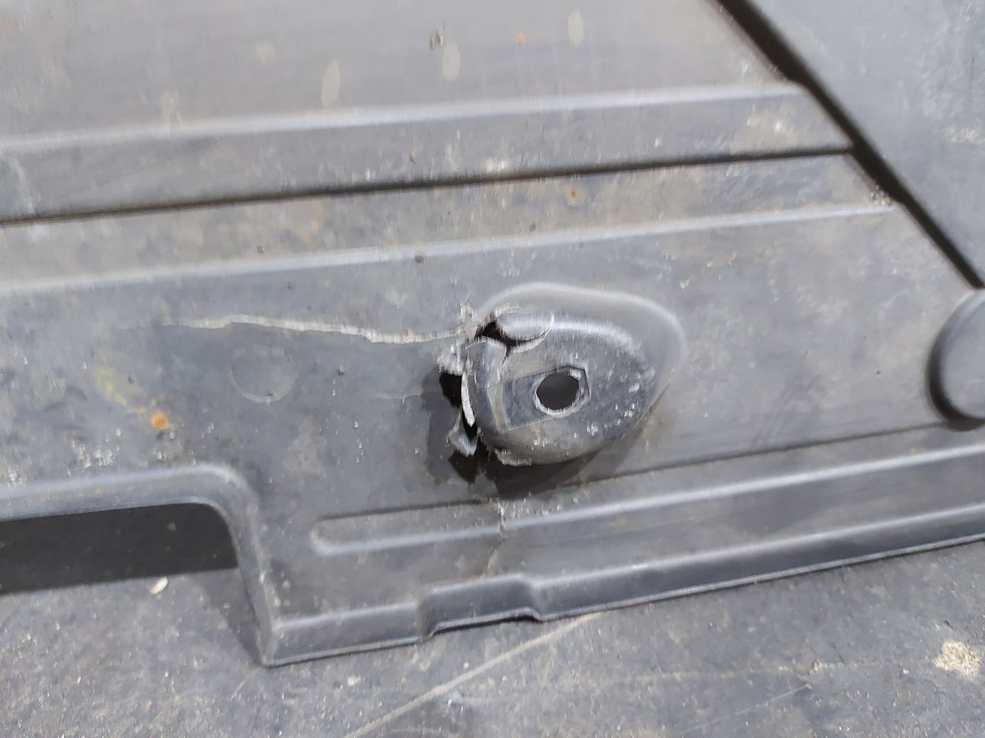 Xf Захист днища центральний лівий Jaguar XF 2009-2015 C2Z26070 Jaguar XF 3