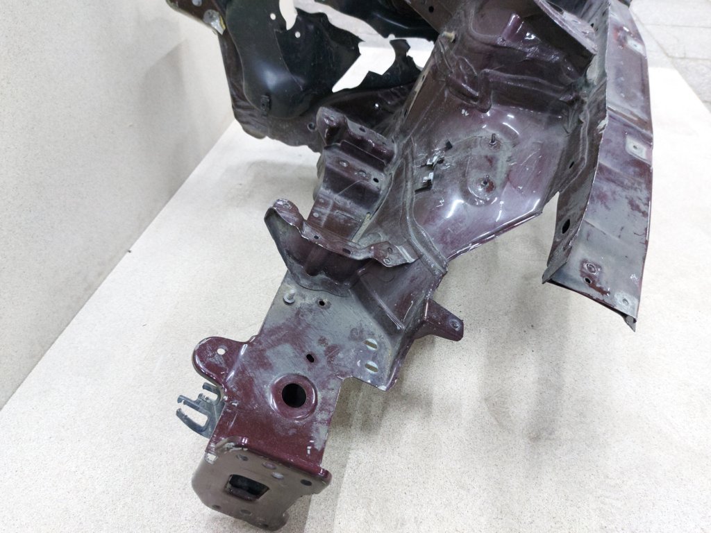 Passat s Чверть передня ліва Volkswagen Passat S 2012-2015 561803091A Volkswagen Passat S 13