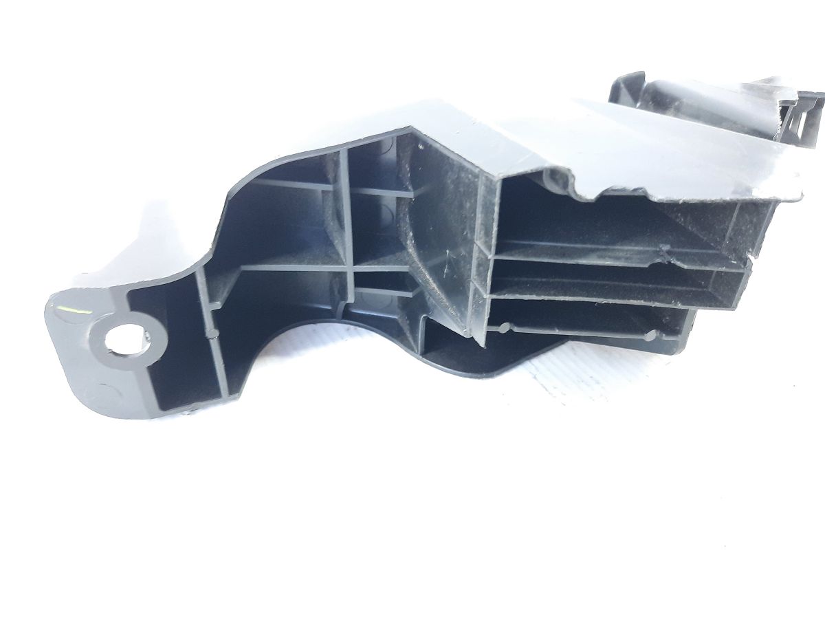 3 Накладка для відпочинку ноги Mazda 3 2014-2015 BJS741631 Mazda 3 6